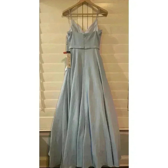 Mac Duggal A Line V Neck Crepe Evening Ballgown Formal Dress 2 XS Powder Tulle - Picture 5 of 8